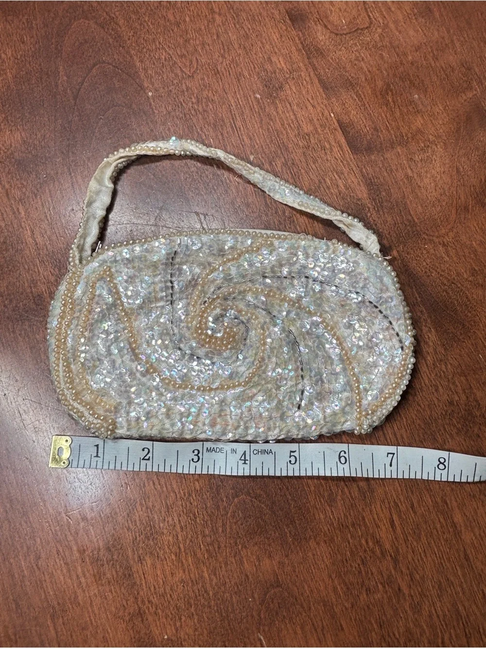 La Regale Iridescent Sequin & Pearl Swirl Evening Clutch - Ivory